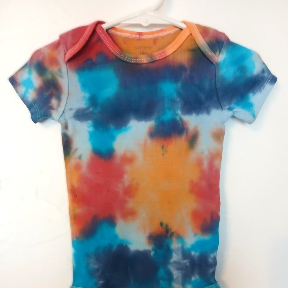 Tie Dye Baby Bodysuit With Abstract Pattern in Blue Red Orange 18 Months NWT - Picture 10 of 16